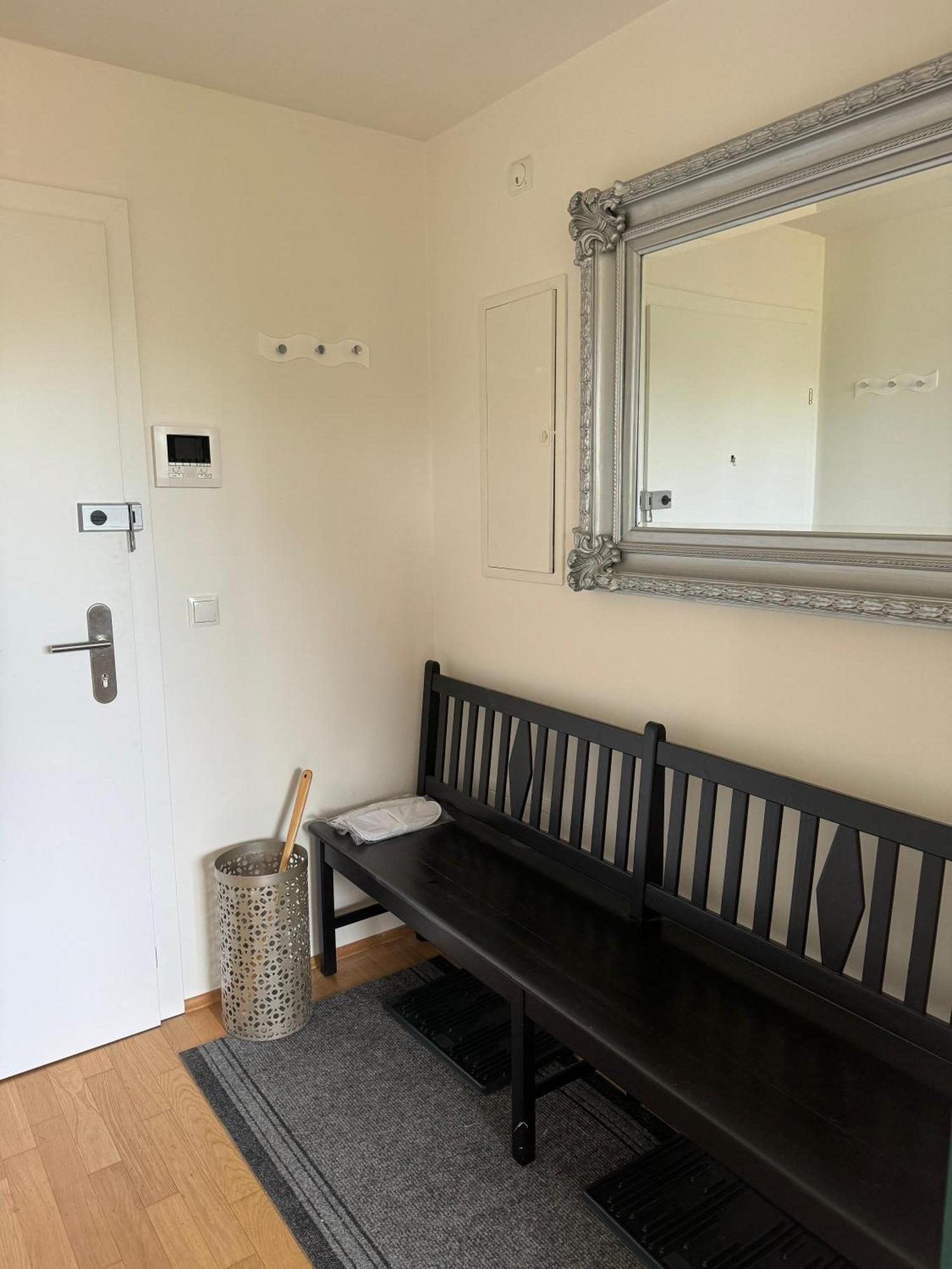 Reside In The Golden Wave Apartment Graz